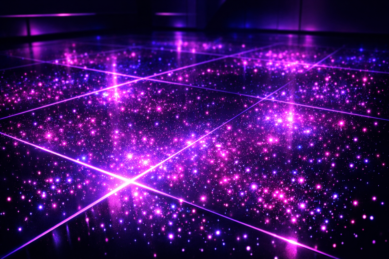 Lilla-pink selvlysende gulv - Efter